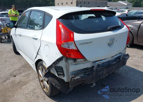 2013 Hyundai Accent Se из США, поврежденный, VIN KMHCU5AE9DU102884
